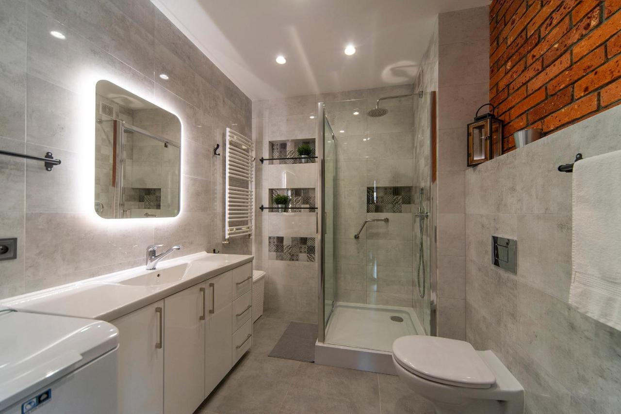 Lodz4Rent - Piotrkowska - Premium Apartment 9,7 - Hopa Lupa 1400M Pieszo !! المظهر الخارجي الصورة